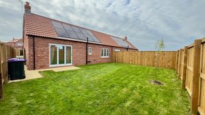 Photo 8- click for photo gallery